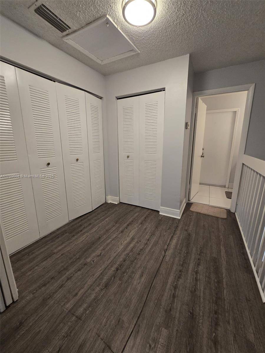 Lighthouse Point, FL 33064,4121 NE 21st Ter #3