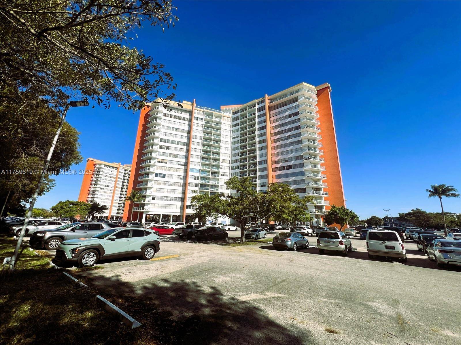 Miami, FL 33179,1351 NE Miami Gardens Dr #325E
