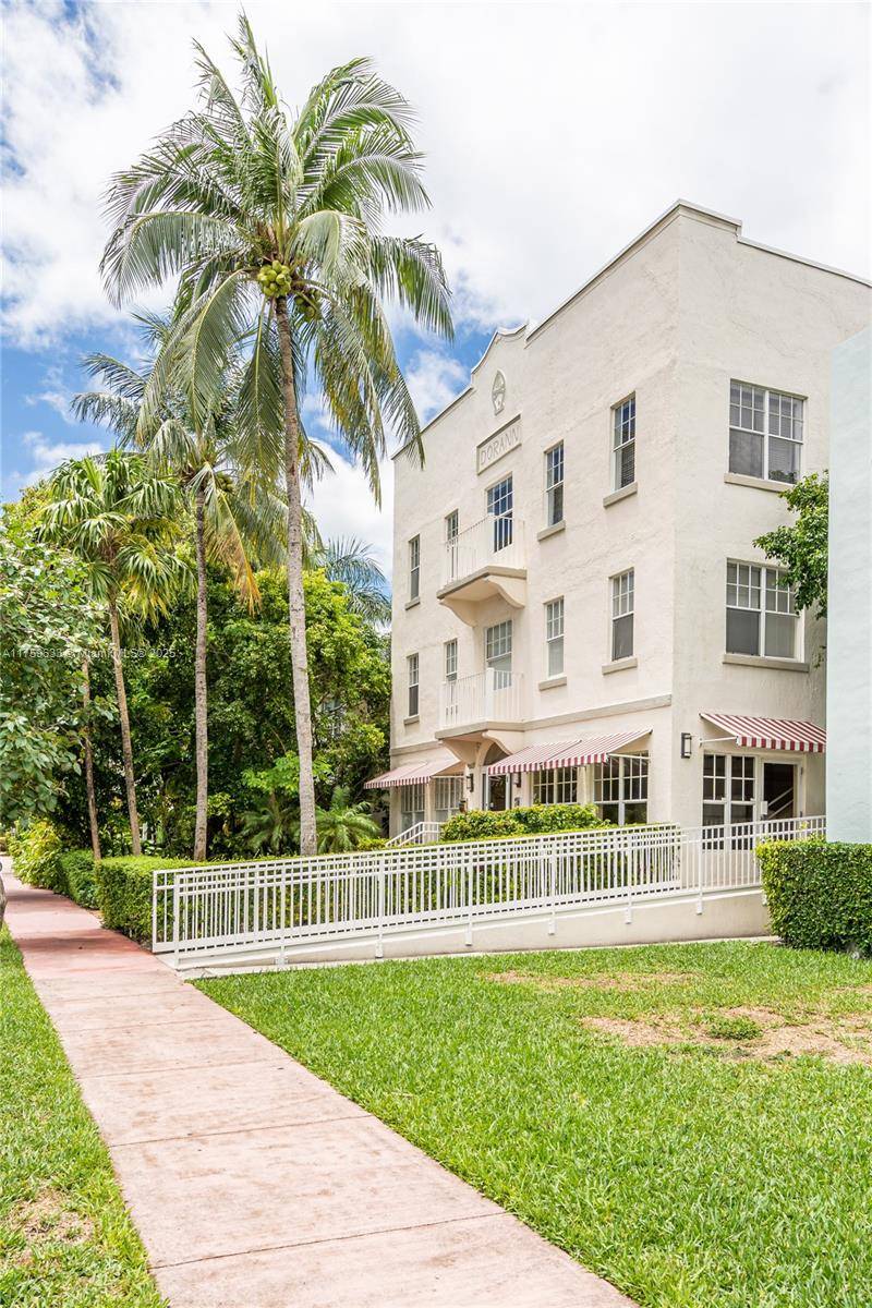 Miami Beach, FL 33139,Address not disclosed