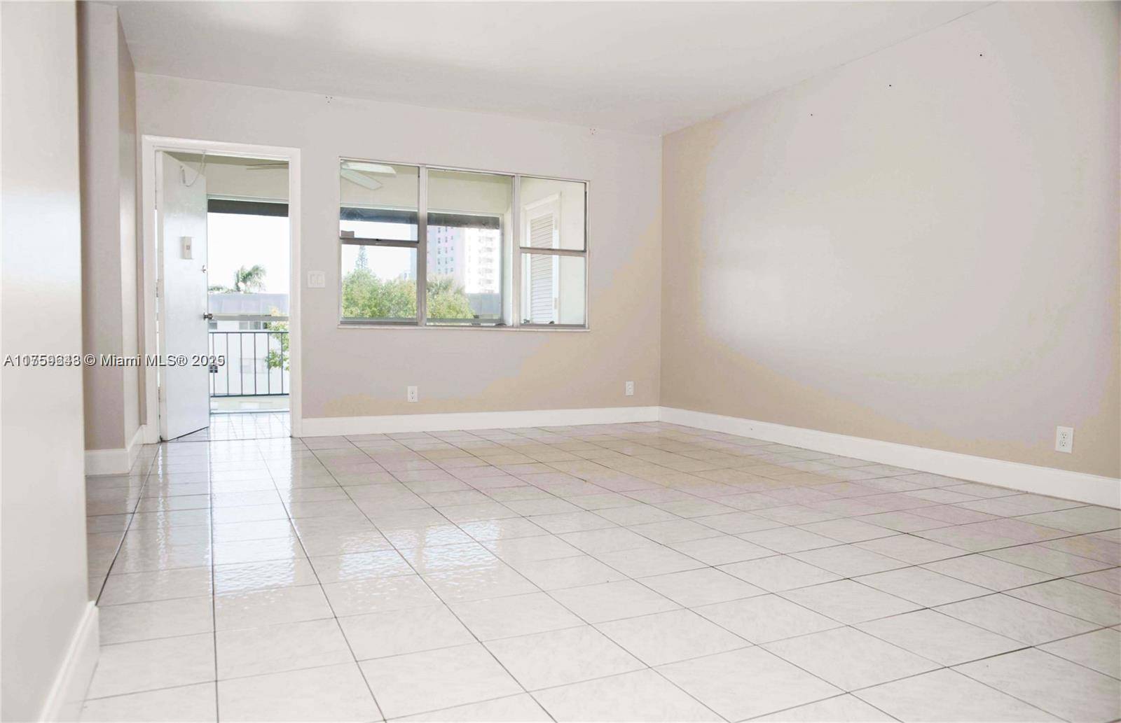 Hallandale Beach, FL 33009,270 Layne Blvd #305