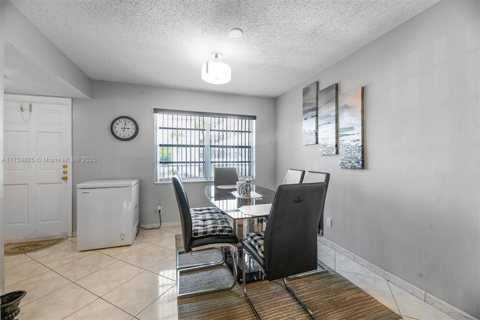 Lauderdale Lakes, FL 33319,4270 NW 40th St #209