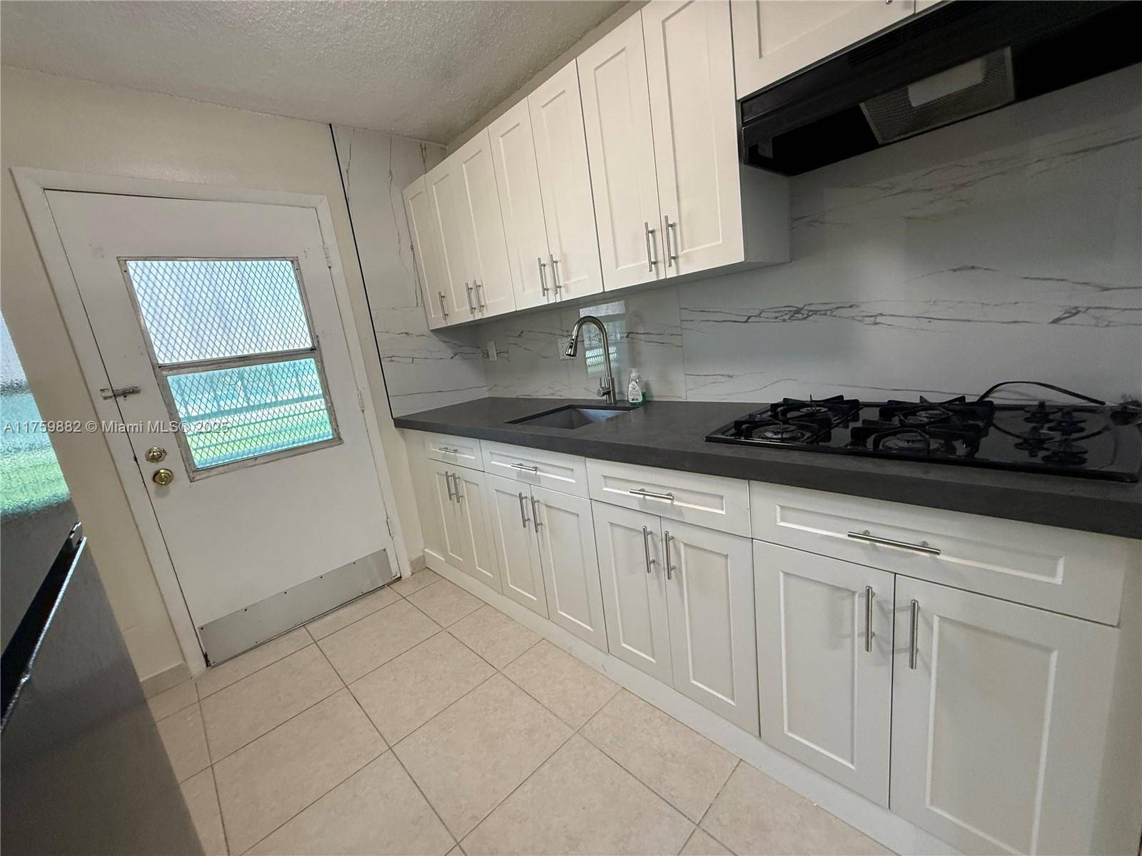 Miami Gardens, FL 33179,70 NE 202nd Ter #T7