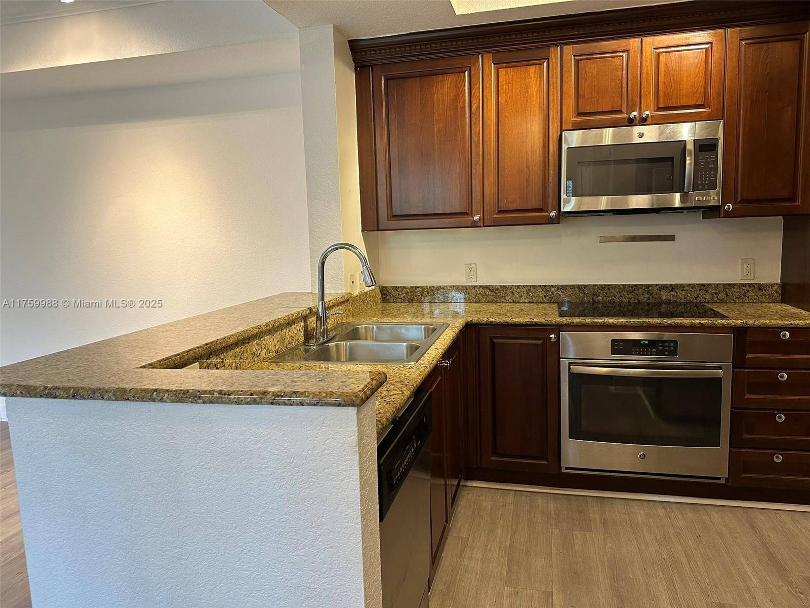 Boynton Beach, FL 33426,1660 Renaissance Commons Blvd #2424