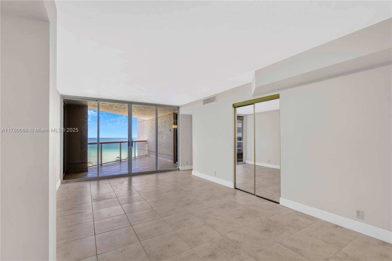 Miami Beach, FL 33141,6767 Collins Ave #707