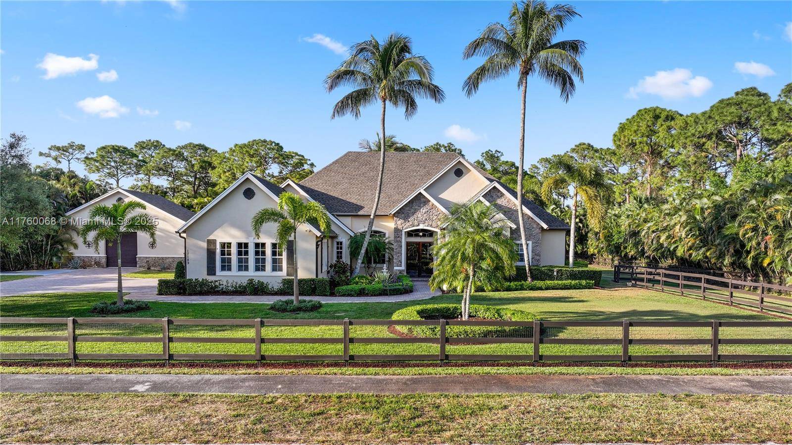 Loxahatchee, FL 33470,17189 Tangerine Blvd