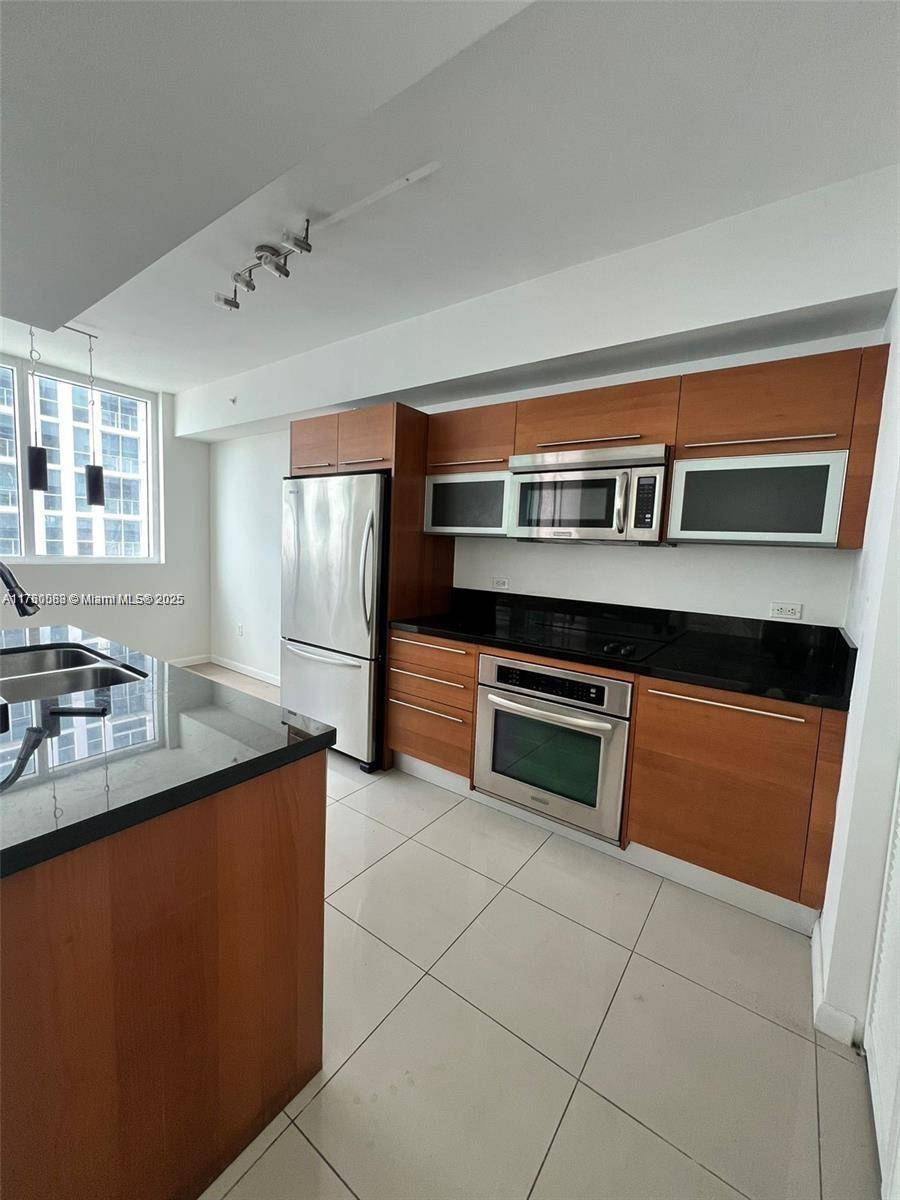 Miami, FL 33132,253 NE 2nd St #2508