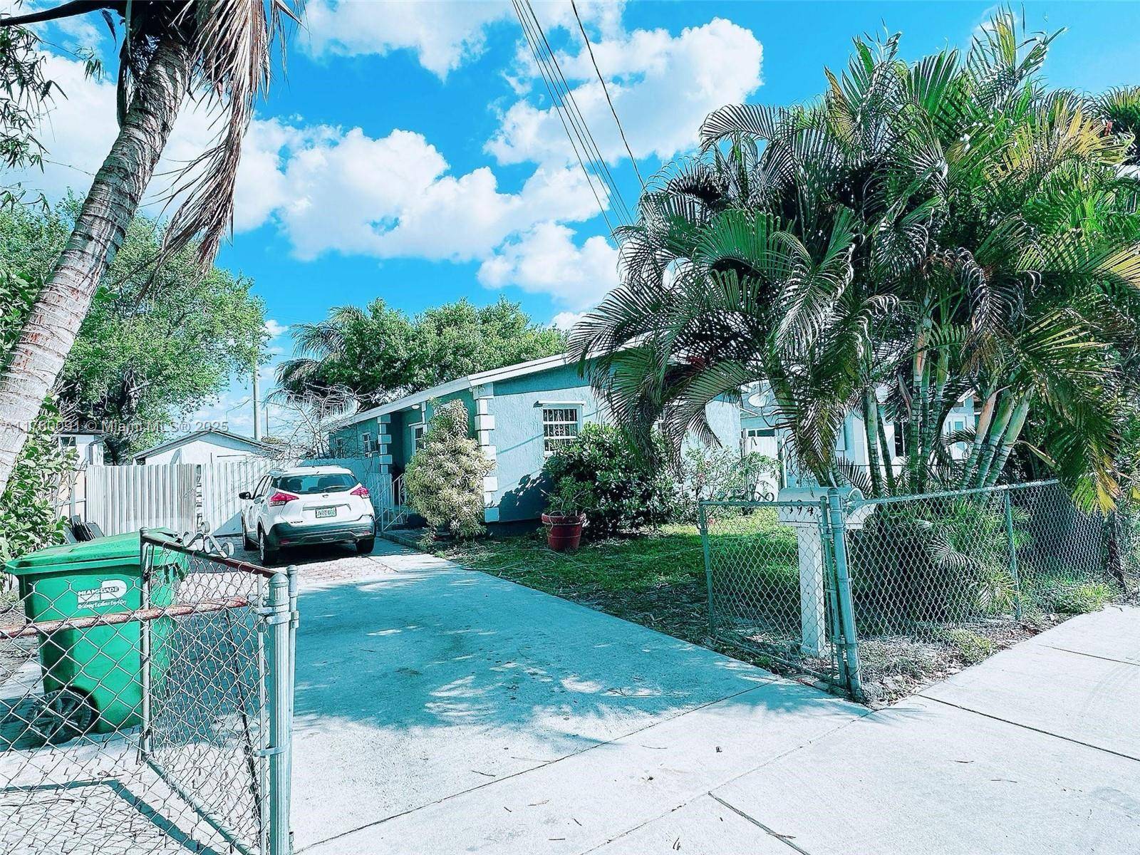 Miami Gardens, FL 33054,1945 NW 155th St