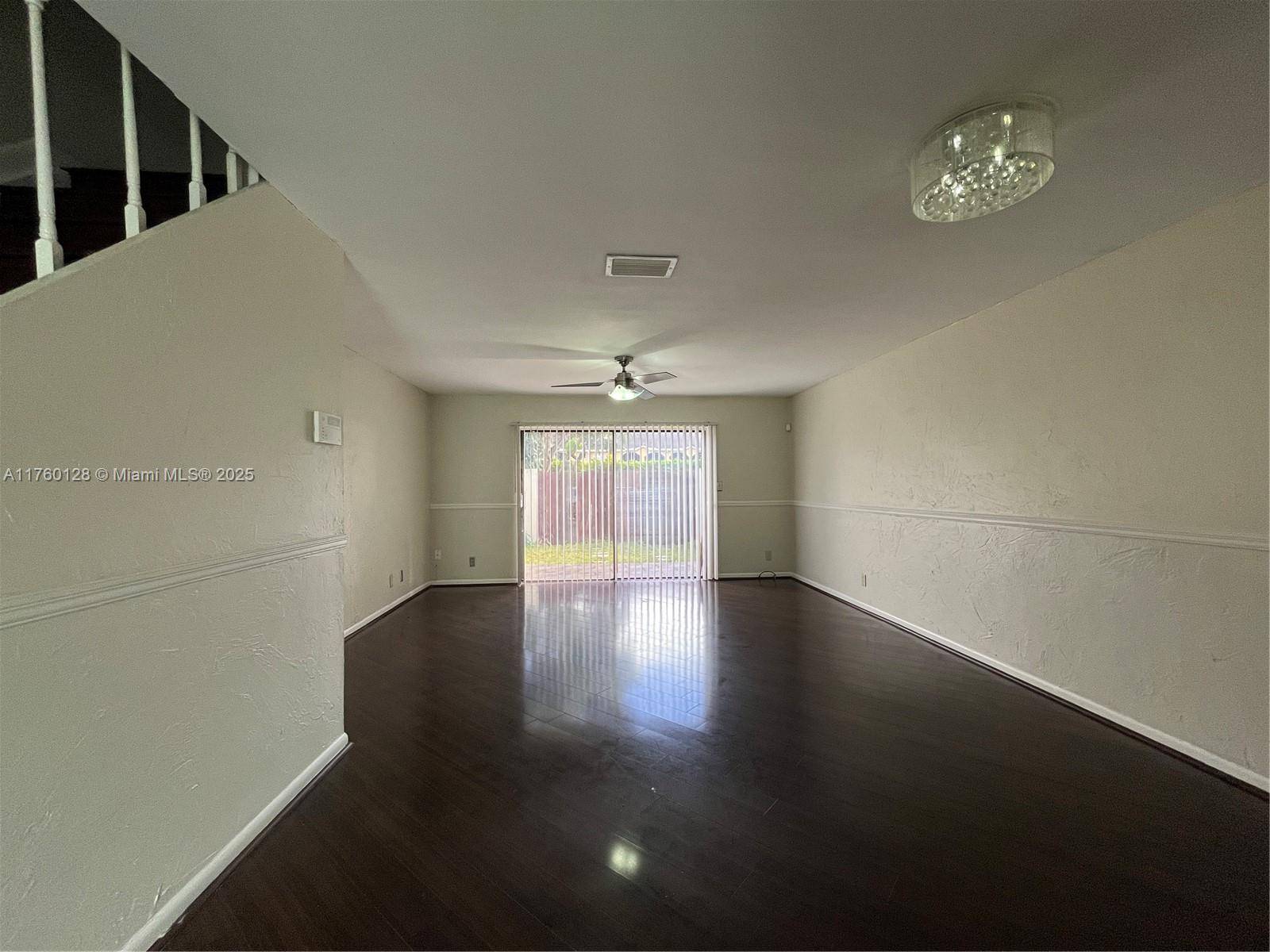 Oakland Park, FL 33309,2700 S Oakland Forest Dr #304