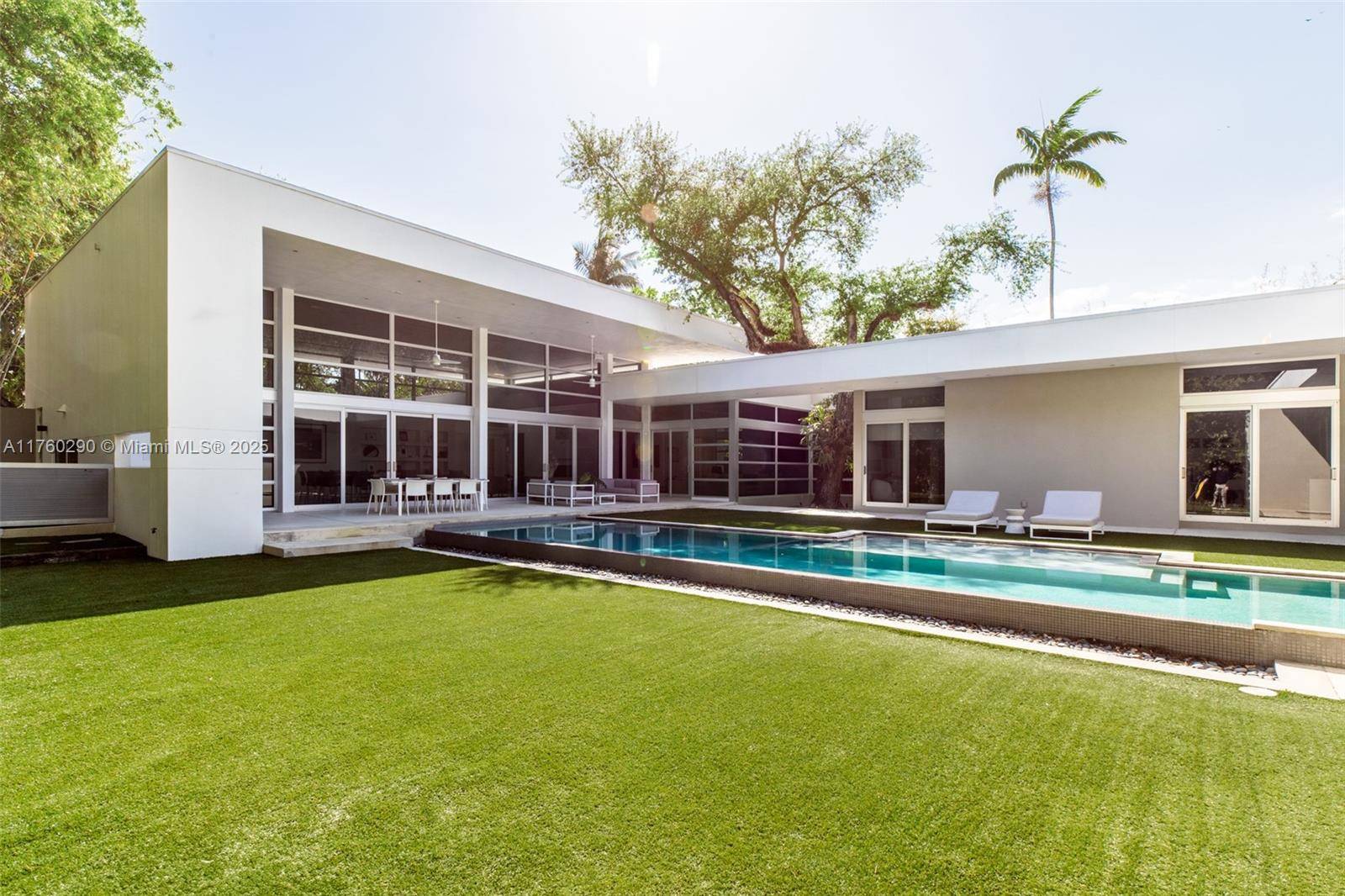 Miami, FL 33133,3891 Little Ave