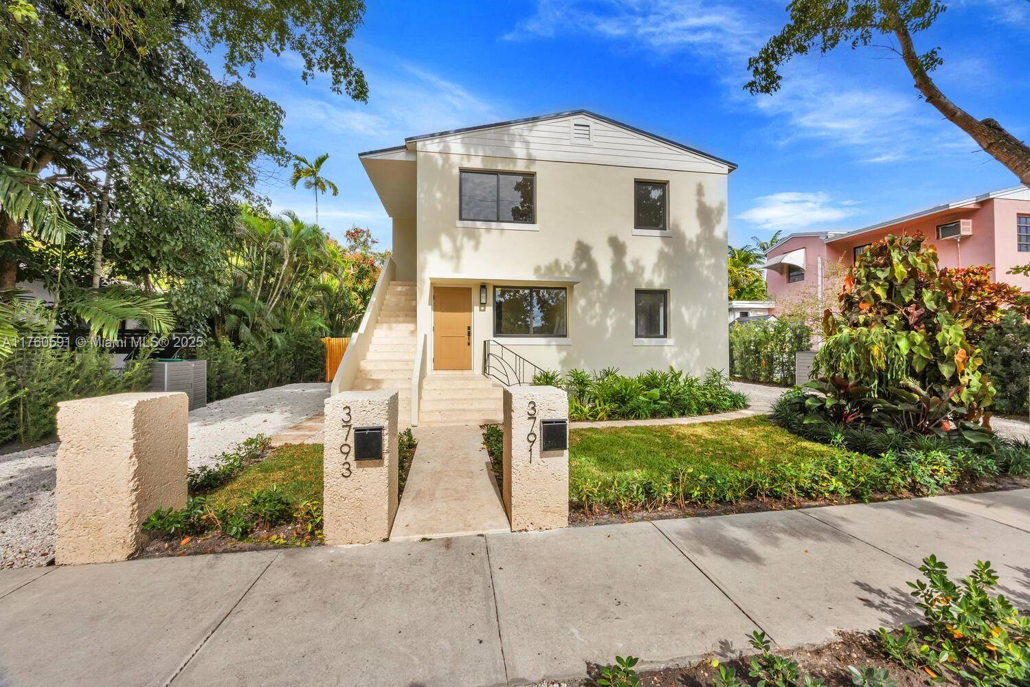 Miami, FL 33134,3793 SW 26th Ter #3793