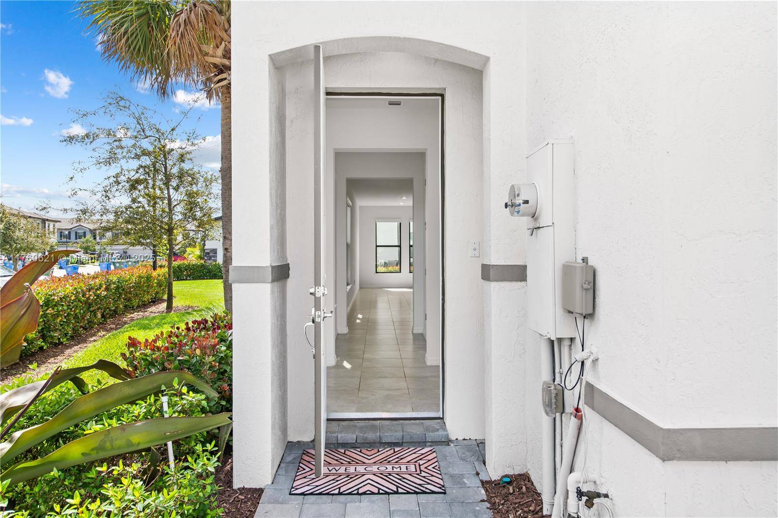 Oakland Park, FL 33309,2102 N Appleton Cir N #2102