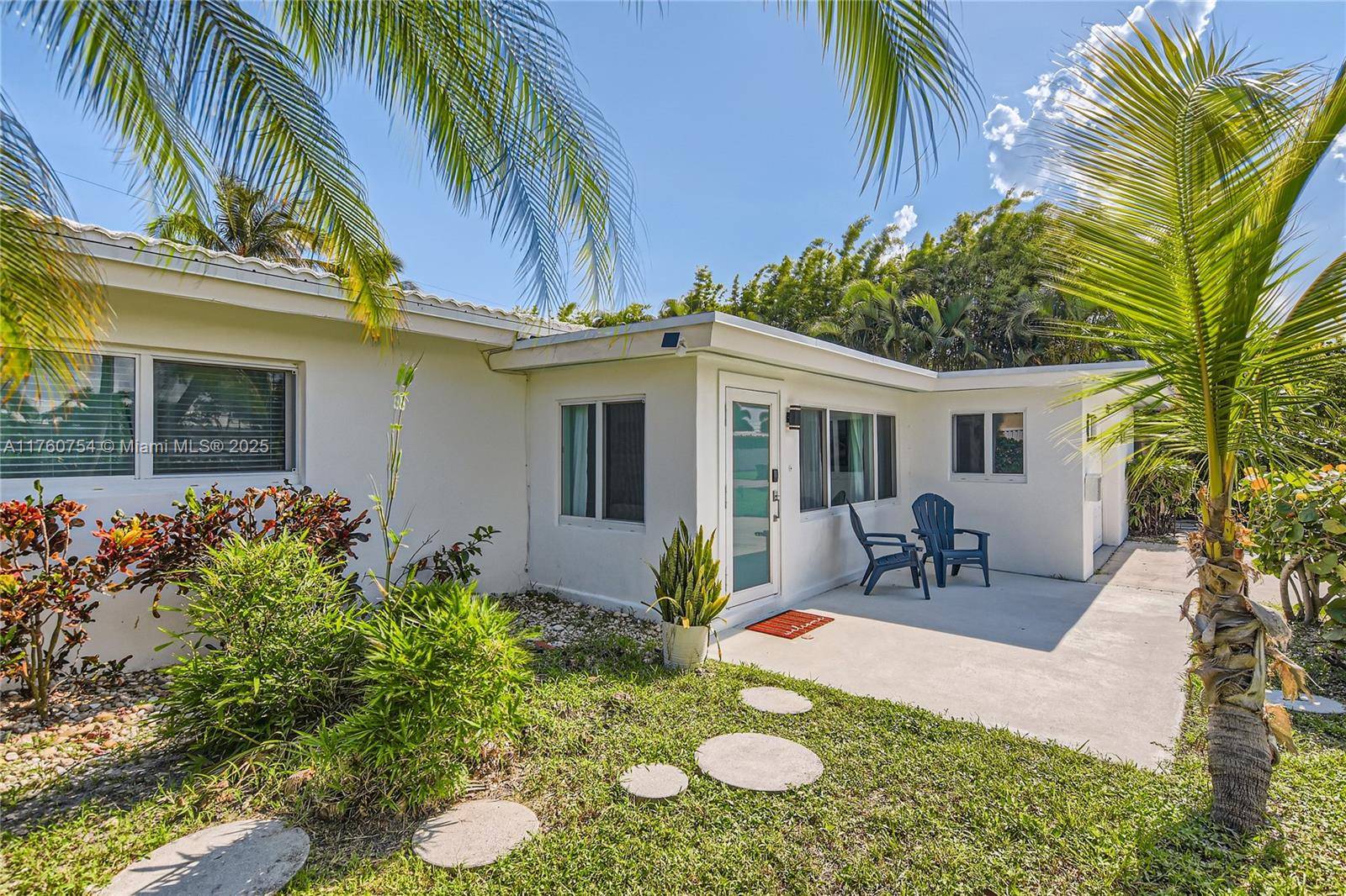 Lauderdale By The Sea, FL 33308,262 Bombay Ave