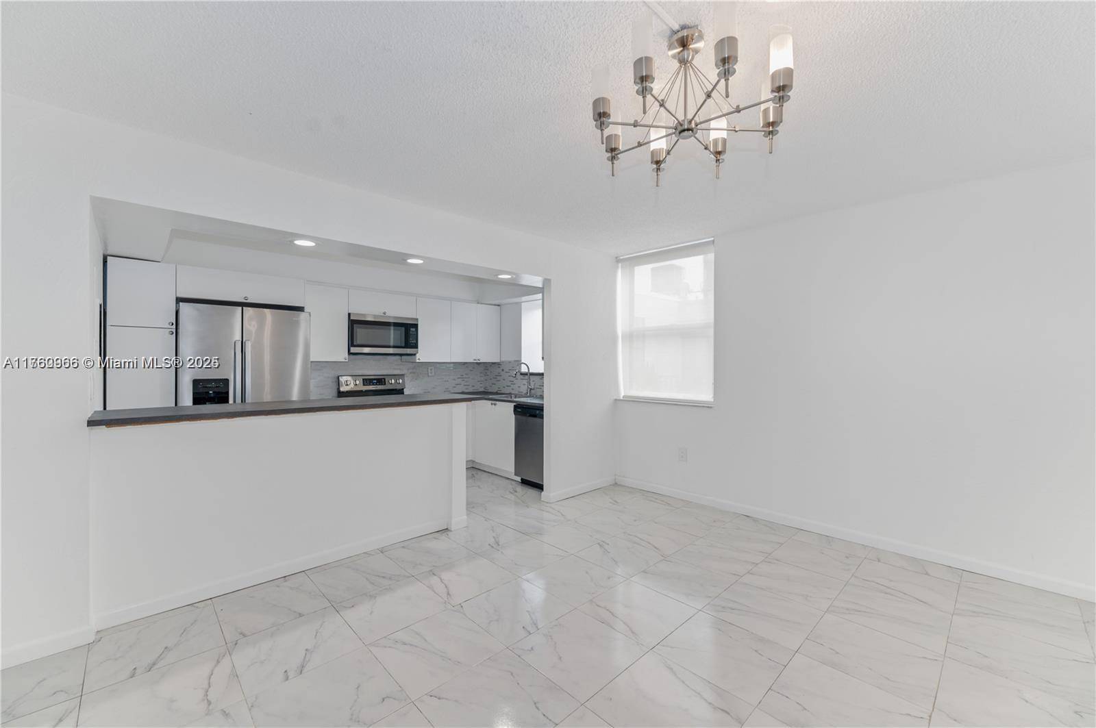 Aventura, FL 33180,20301 NE 30th Ave #308-5
