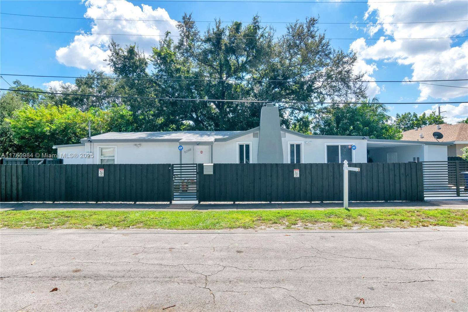 Miami, FL 33150,9398 NW 4th Ave
