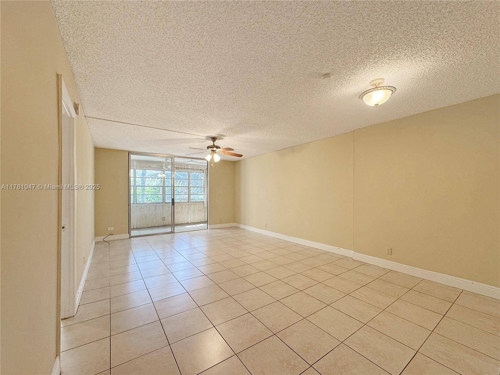 Plantation, FL 33317,410 NW 68th Ave #207
