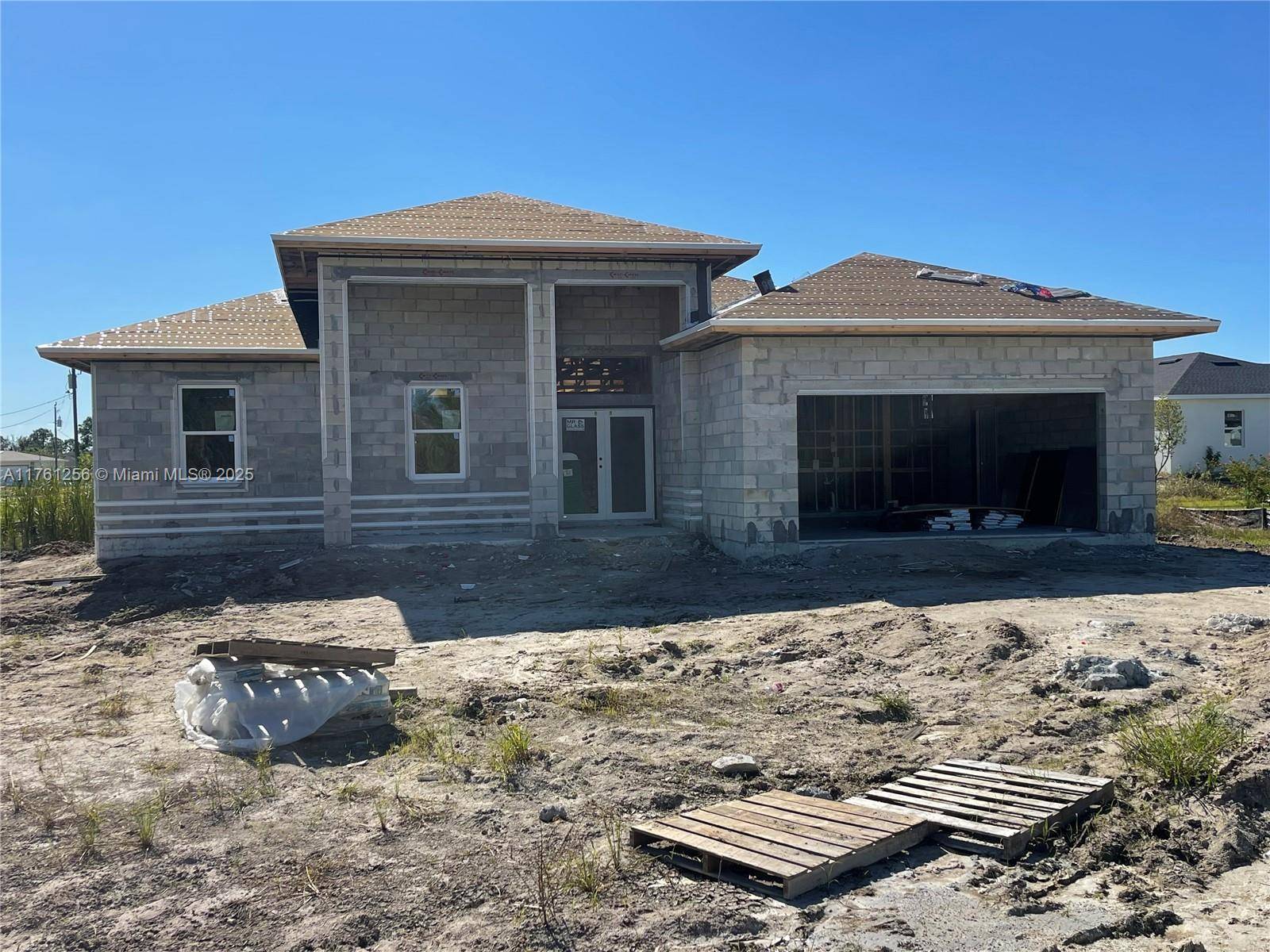 Lehigh Acres, FL 33972,422 Mercedes Ct