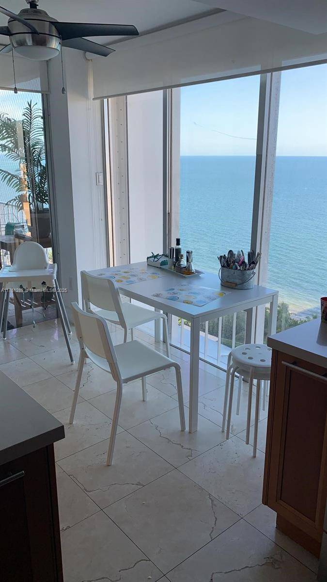 Key Biscayne, FL 33149,881 Ocean Dr #15B