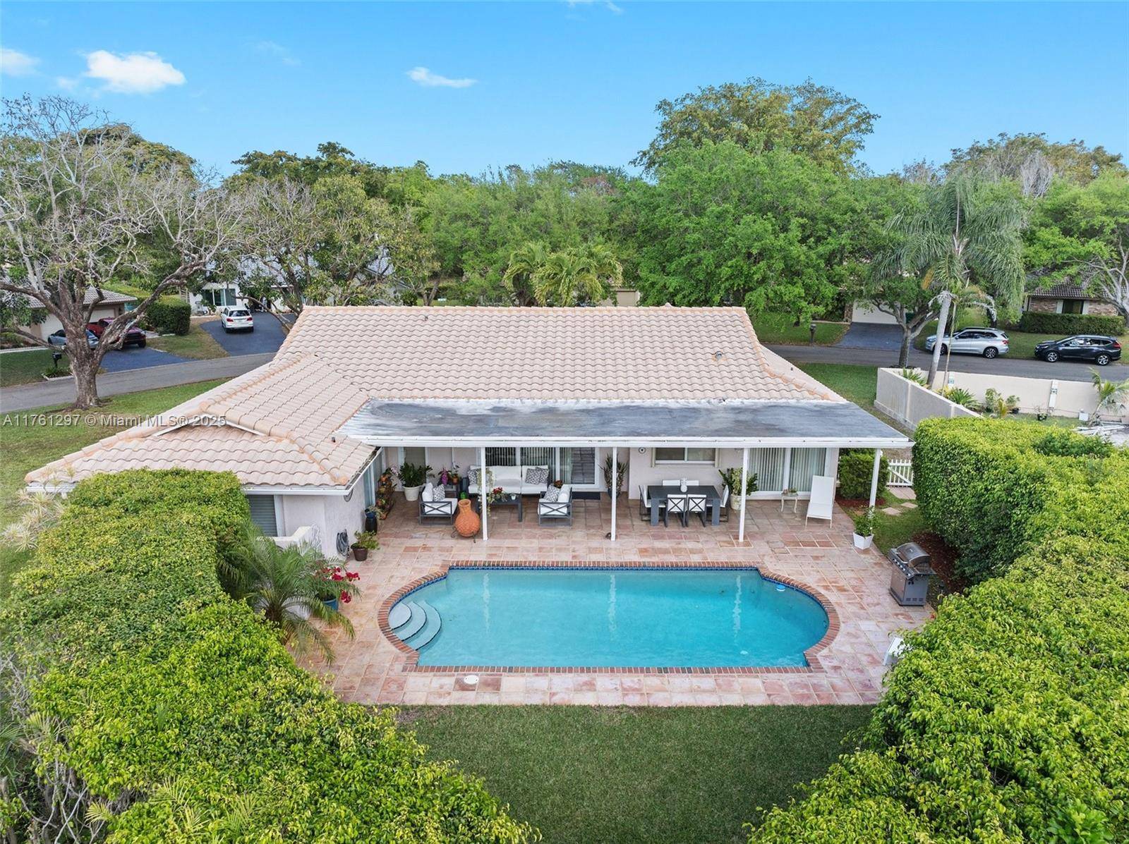 Coral Springs, FL 33071,288 NW 84th Way
