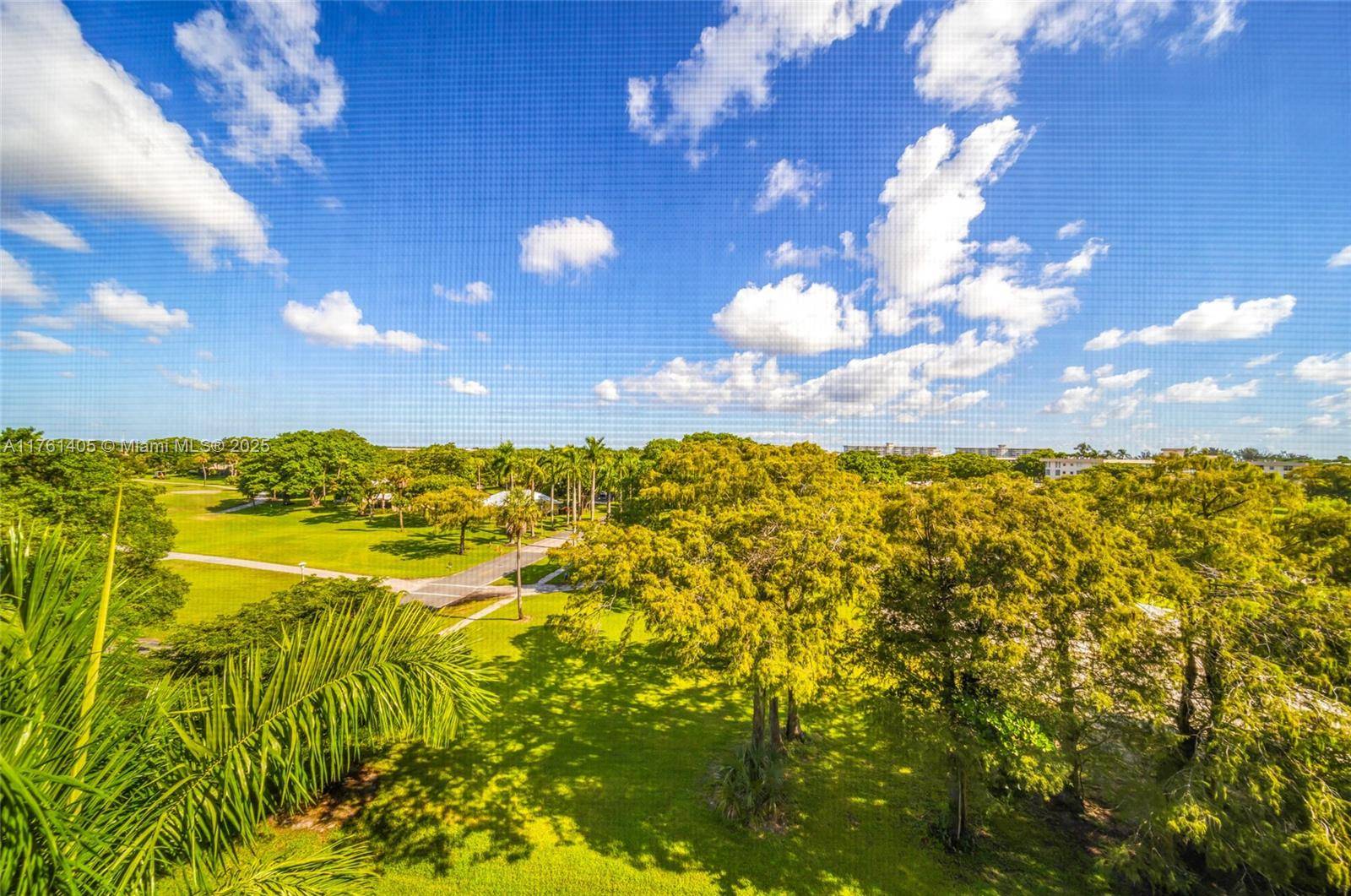 Pompano Beach, FL 33069,3600 Oaks Clubhouse Dr #501