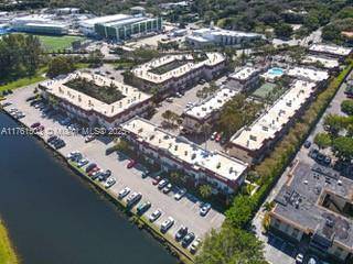 Pinecrest, FL 33156,6709 N Kendall Dr #219