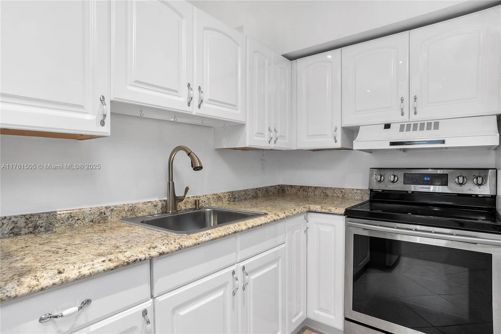 Cooper City, FL 33328,4906 SW 90th Way