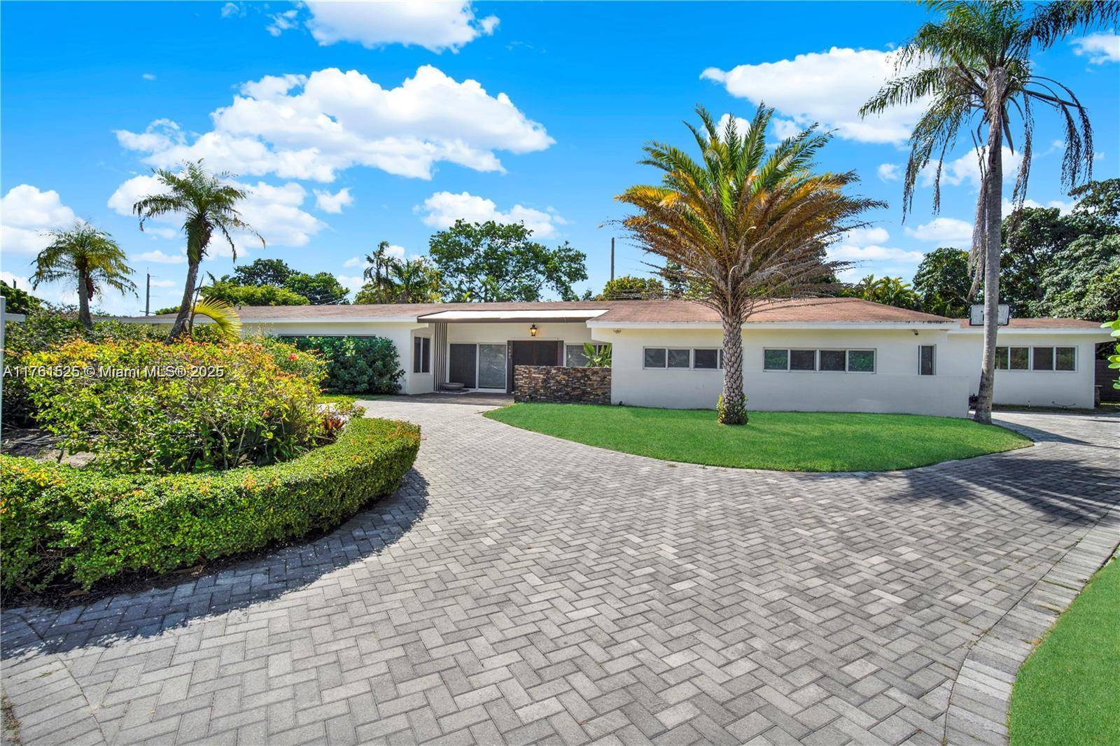 Pinecrest, FL 33156,7860 SW 134th Street