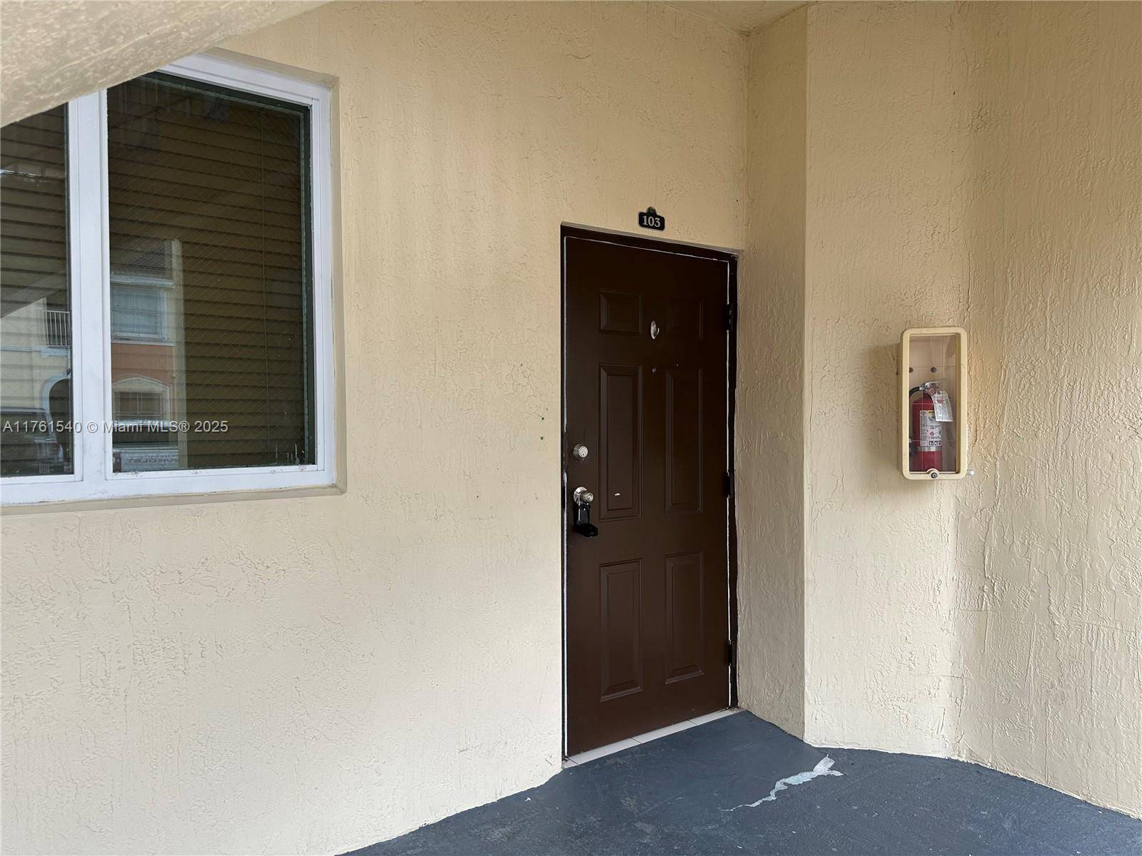Homestead, FL 33035,1663 SE 27th Dr #103