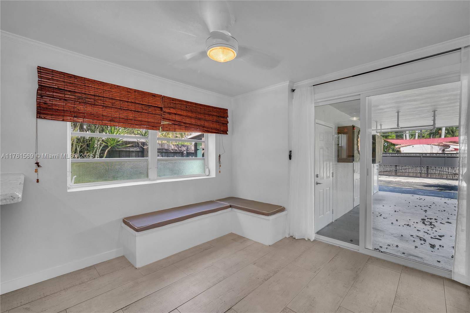 Hollywood, FL 33020,1623 Fletcher St