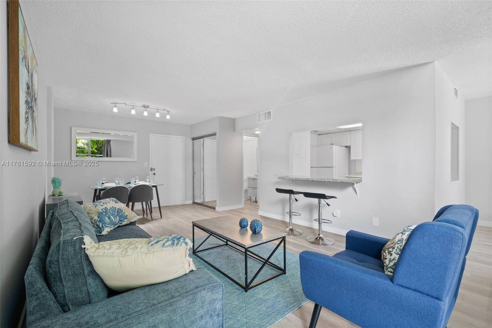 Sunny Isles Beach, FL 33160,210 172nd St #128