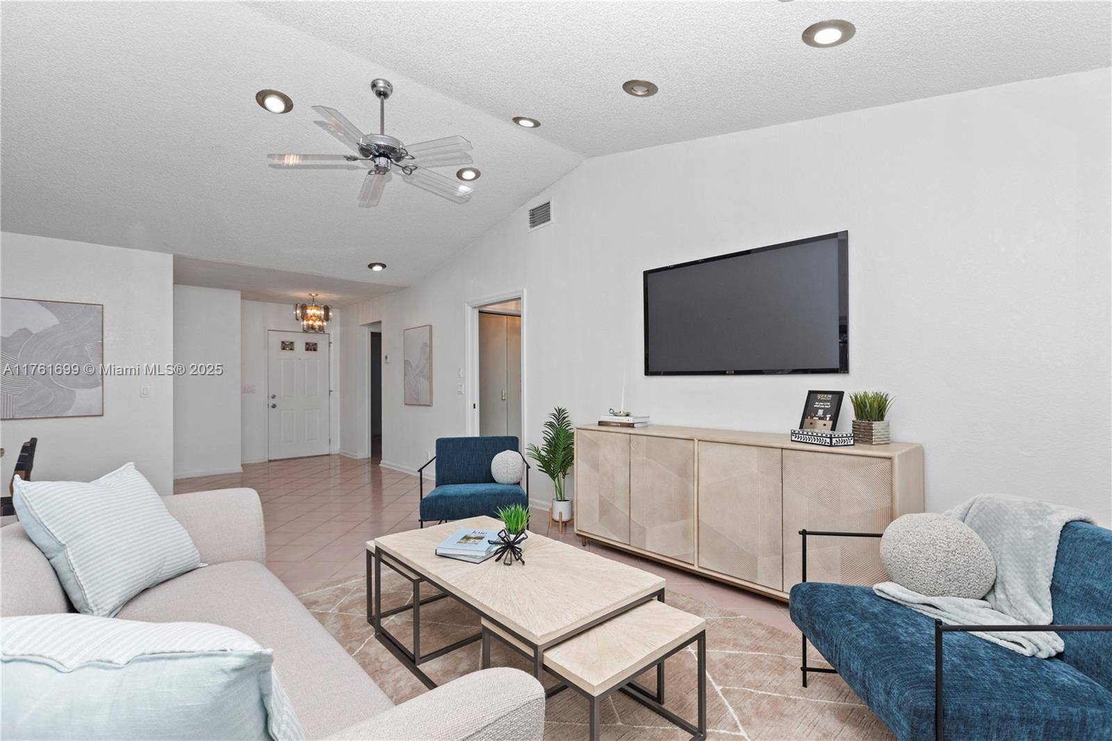 Boynton Beach, FL 33472,5602 E Parkwalk Cir E #0