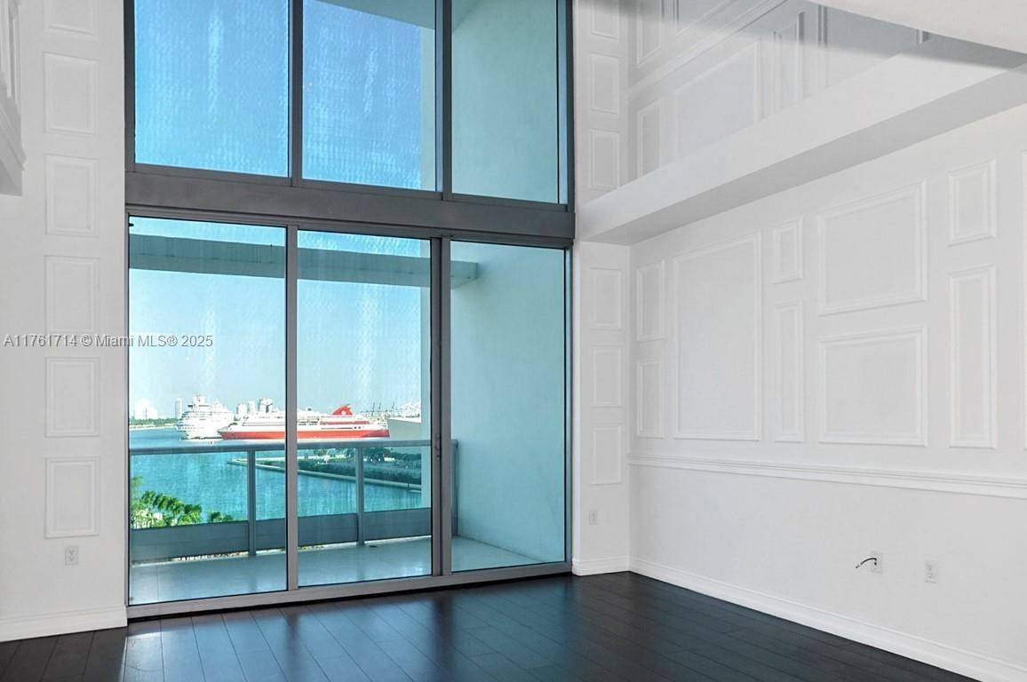 Miami, FL 33132,900 BISCAYNE BLVD #909