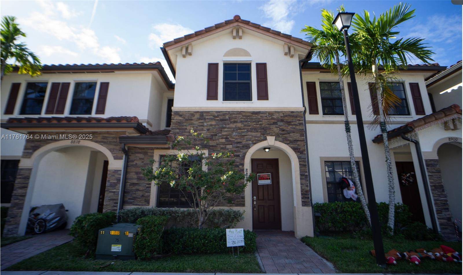 Hialeah, FL 33018,8886 W 35th Ave #8886