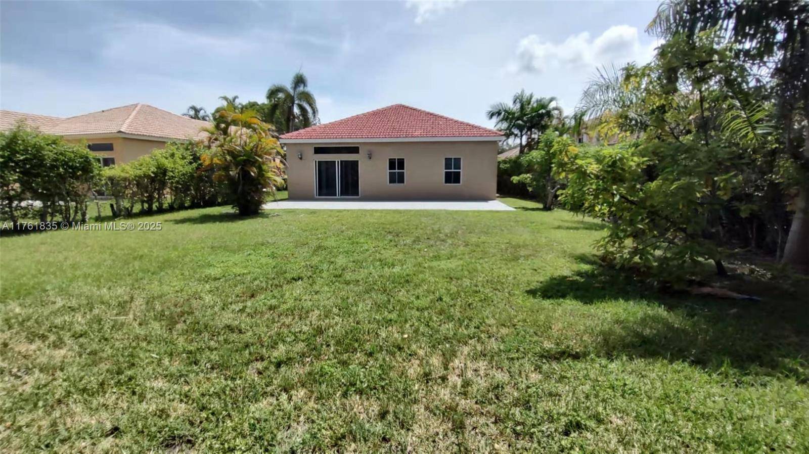 Weston, FL 33327,675 Maplewood Ct