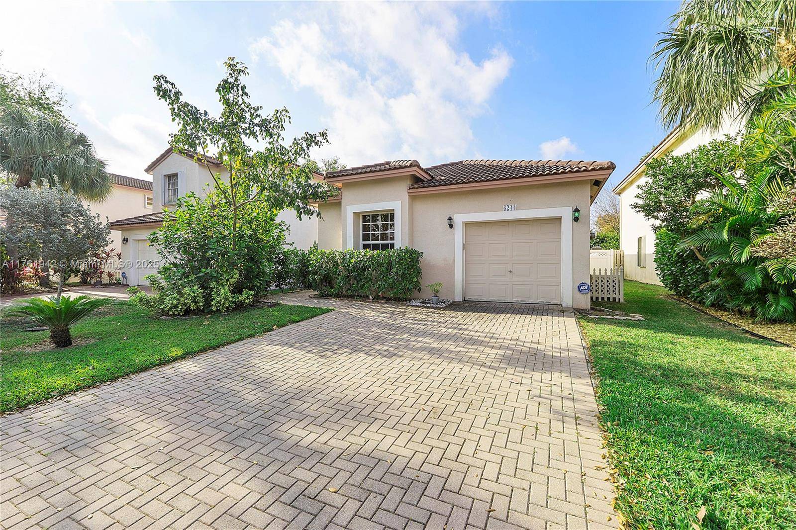 Coral Springs, FL 33067,6244 NW 38th Dr