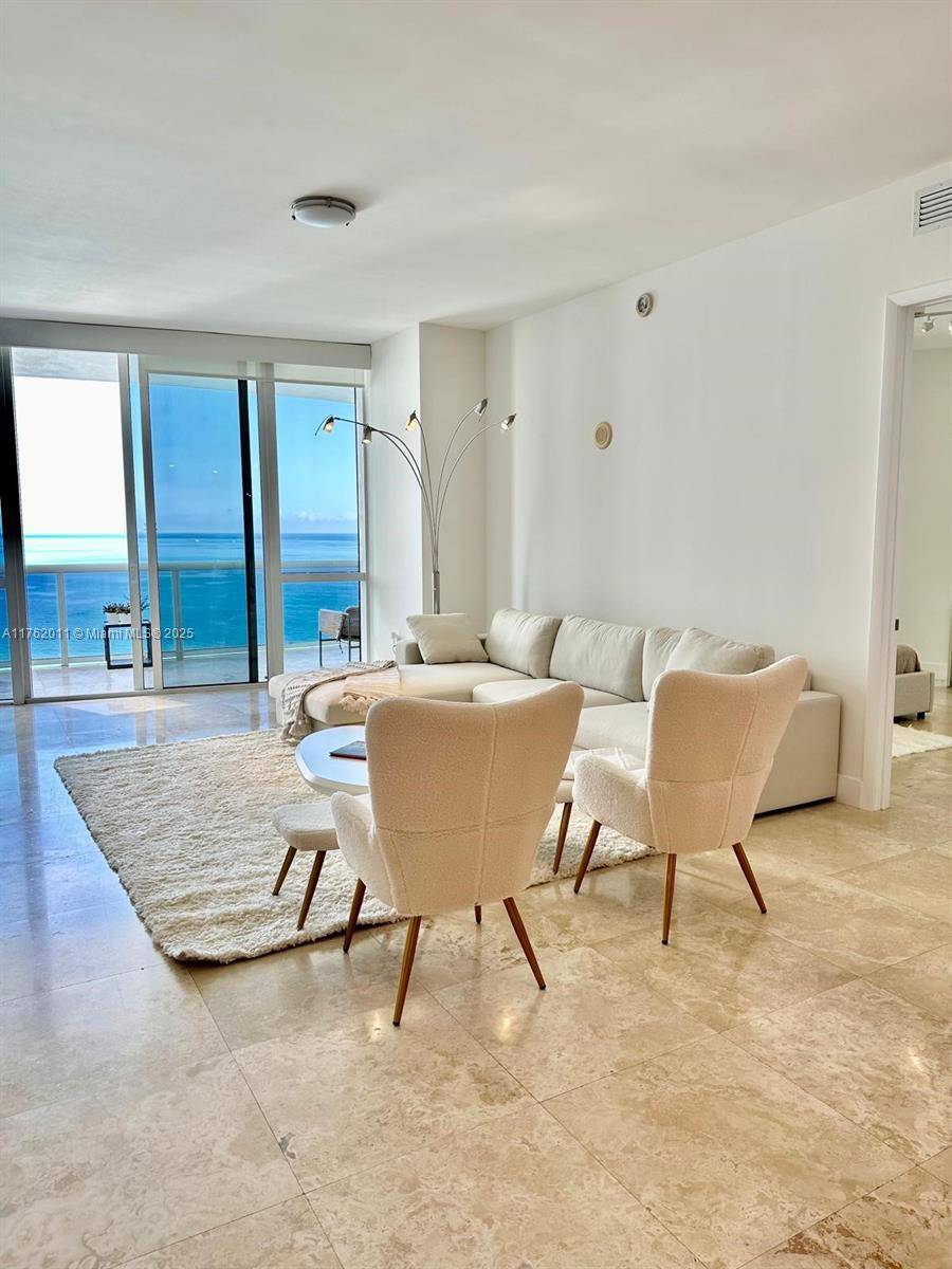 Sunny Isles Beach, FL 33160,15811 Collins Ave #2103