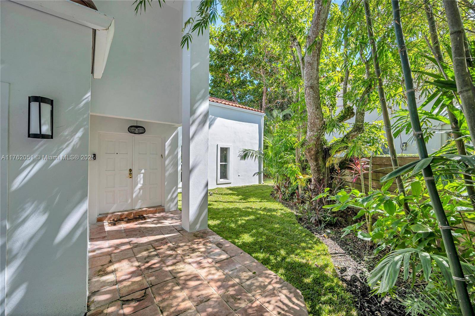 South Miami, FL 33143,6624 Mimosa Ct