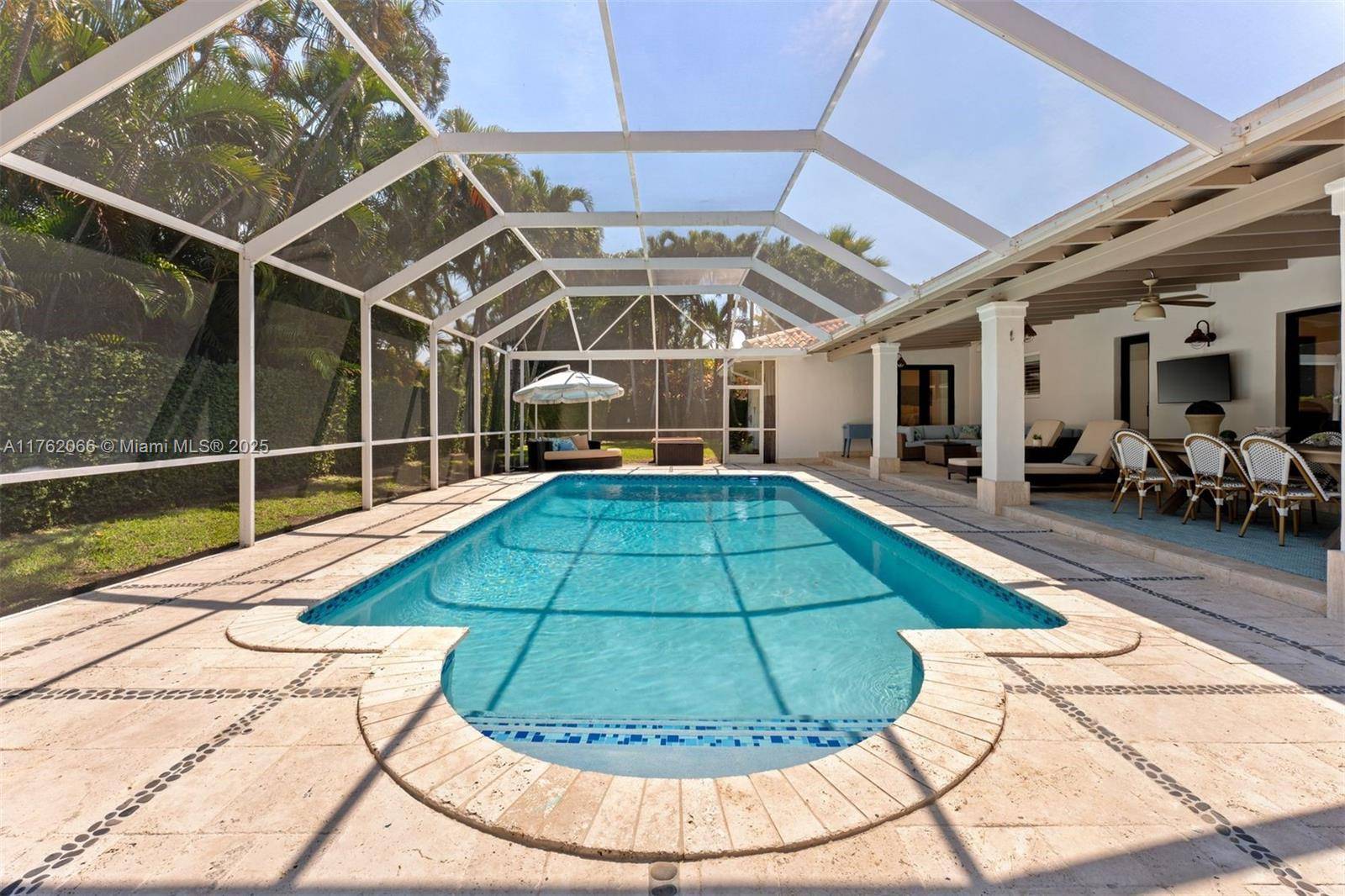 Pinecrest, FL 33156,13453 SW 58th Ave