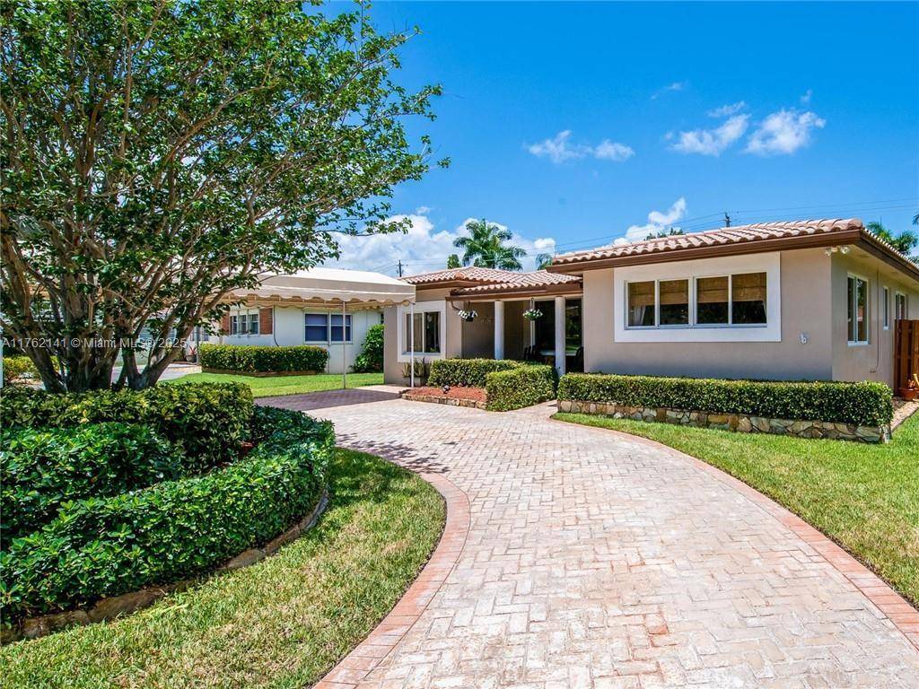 Hollywood, FL 33019,939 Washington St
