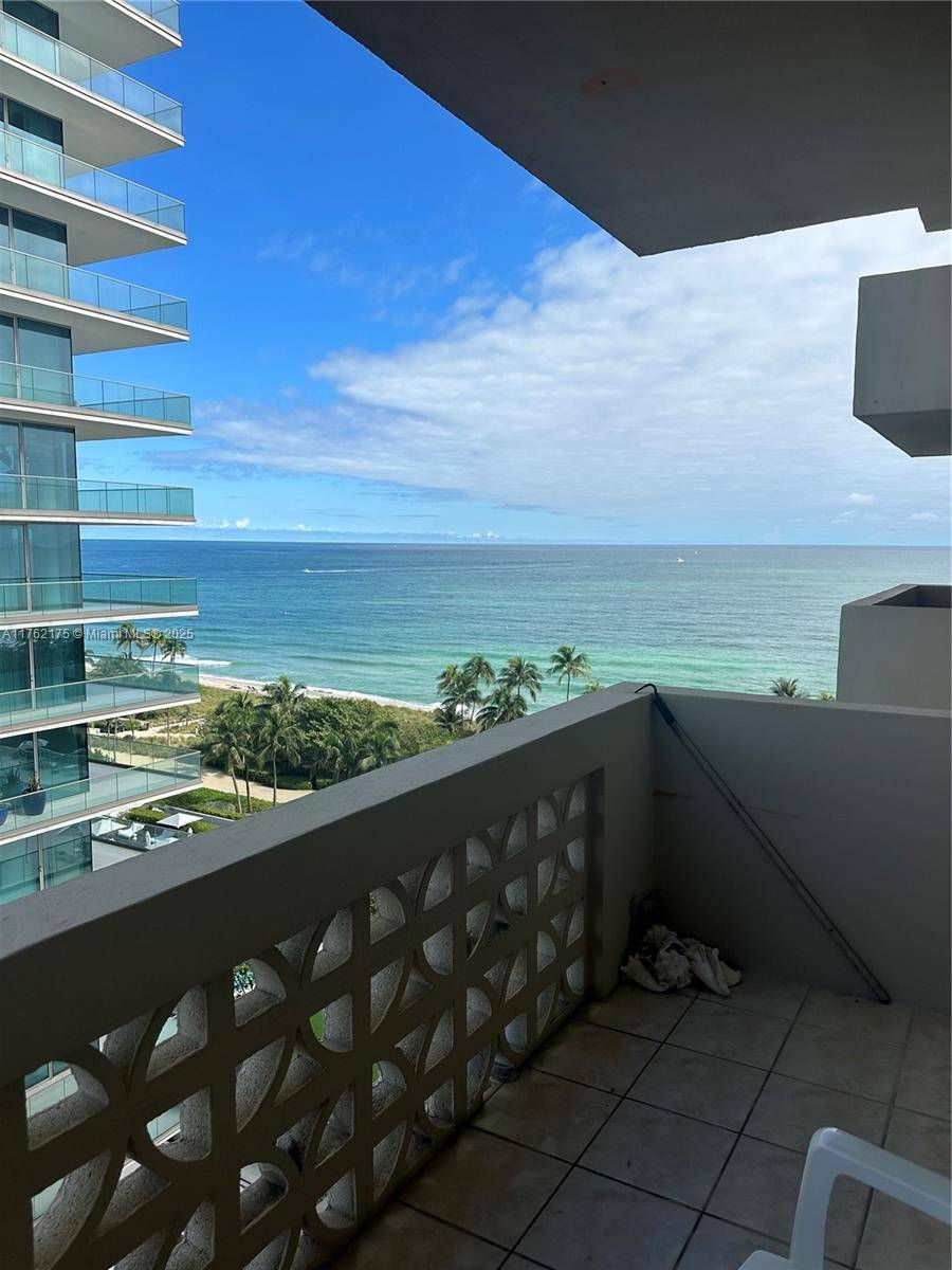 Bal Harbour, FL 33154,10185 Collins Ave #1021