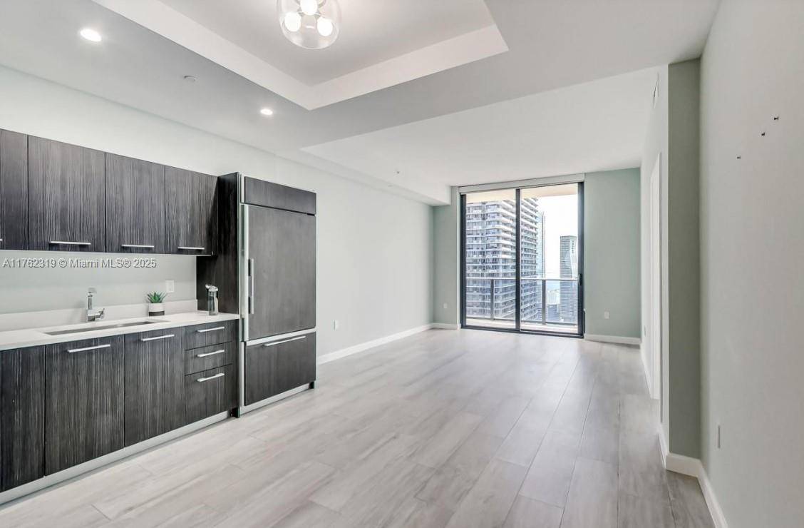 Miami, FL 33130,45 SW 9th St #4104