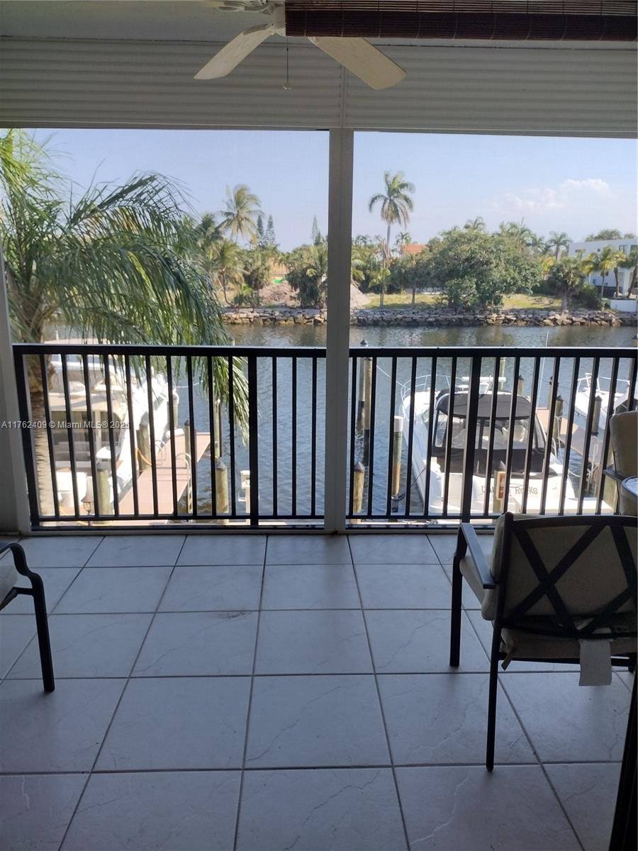 Delray Beach, FL 33483,240 Captains Walk #5140