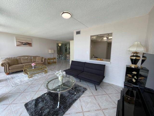Hallandale Beach, FL 33009,2000 Atlantic Shores Blvd #403