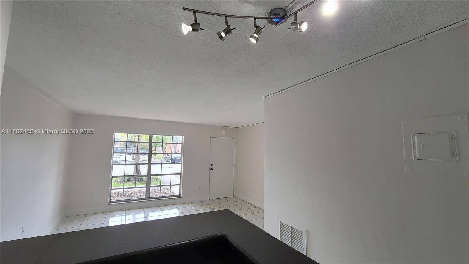 Miami Lakes, FL 33014,7155 MIAMI LAKES DR #P2