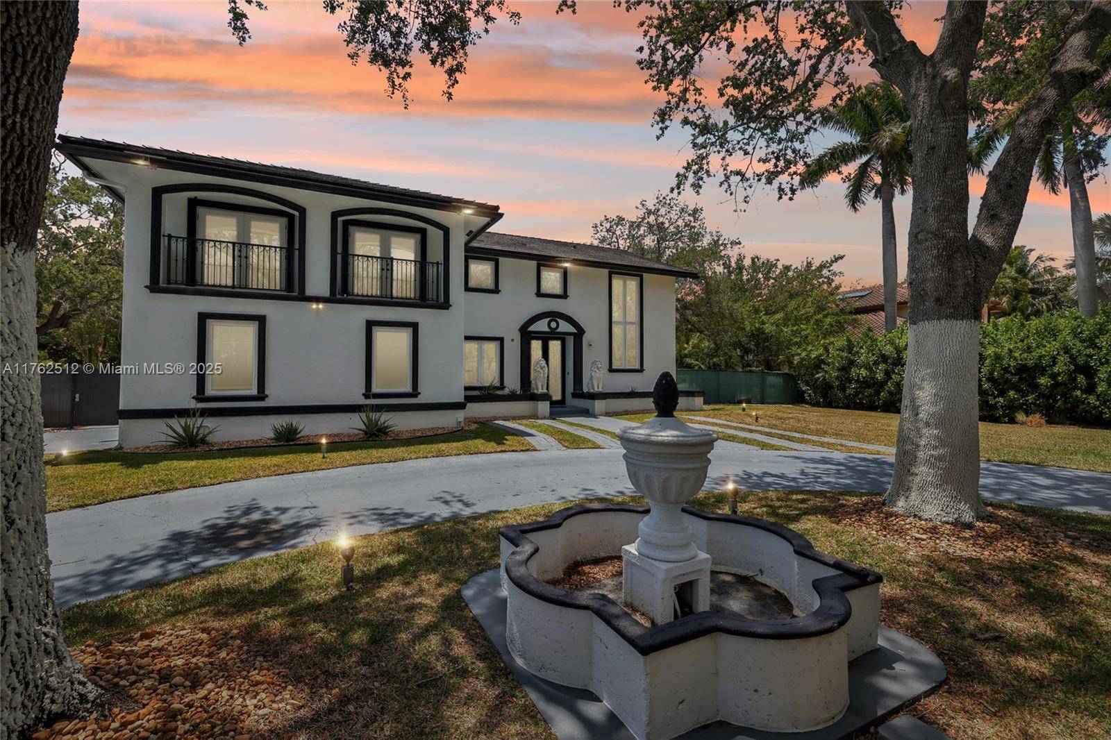 Pinecrest, FL 33156,7830 SW 120th St