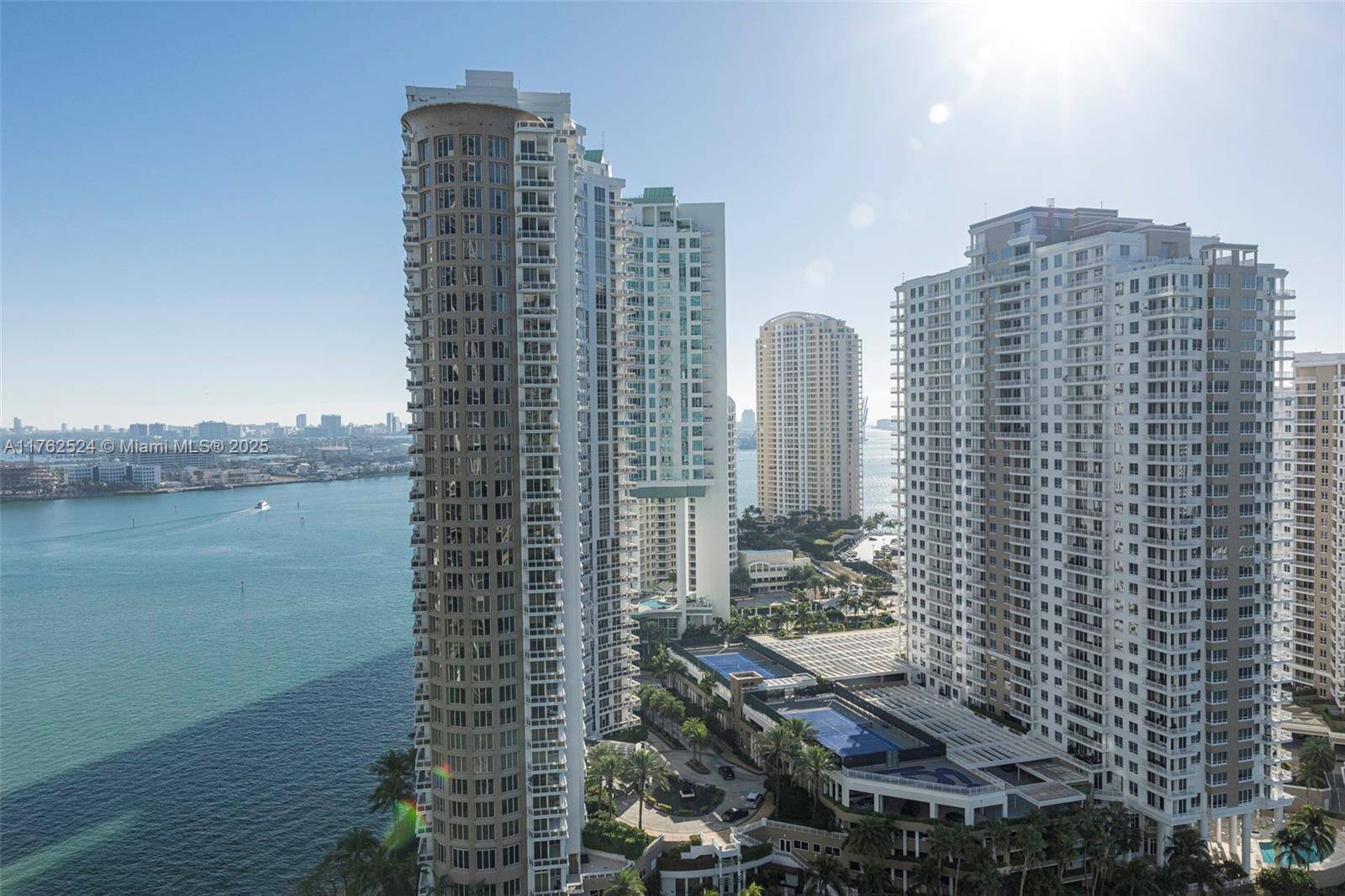 Miami, FL 33131,475 Brickell Ave #2307