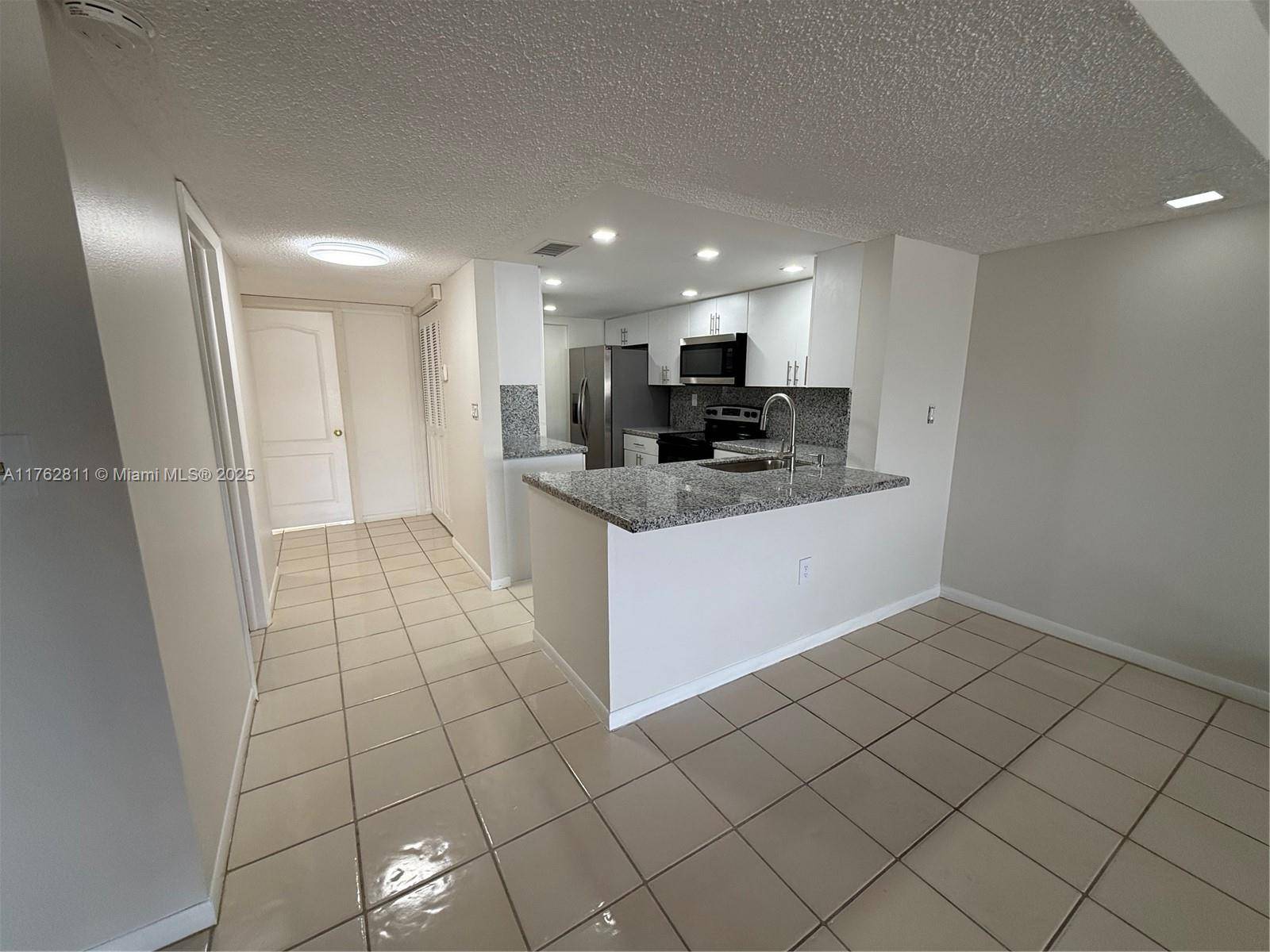 Miami, FL 33173,10695 SW 76th Ter
