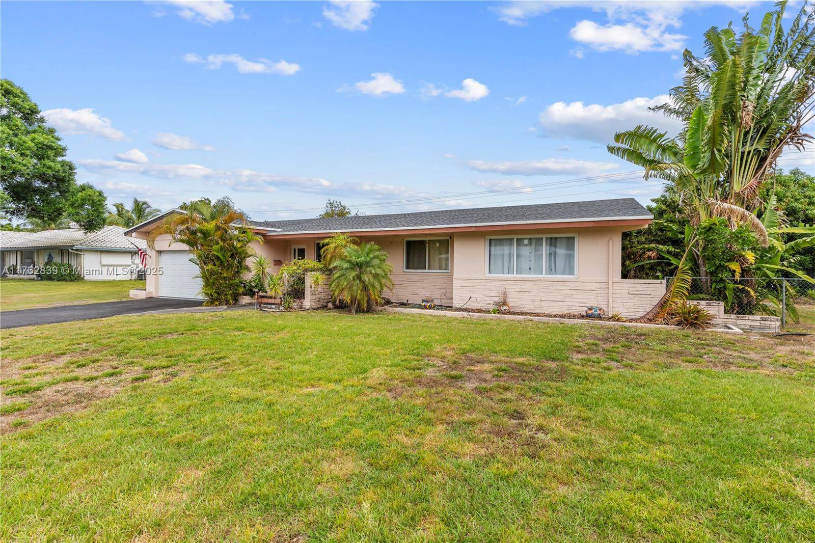 Plantation, FL 33317,5791 Pine Ter