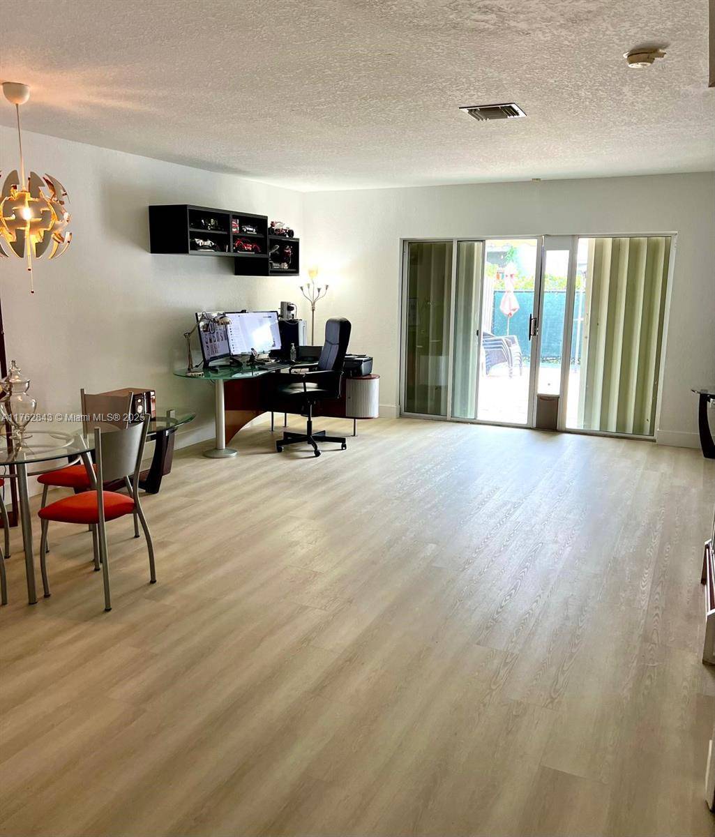 Doral, FL 33178,11512 NW 48th Ter #.