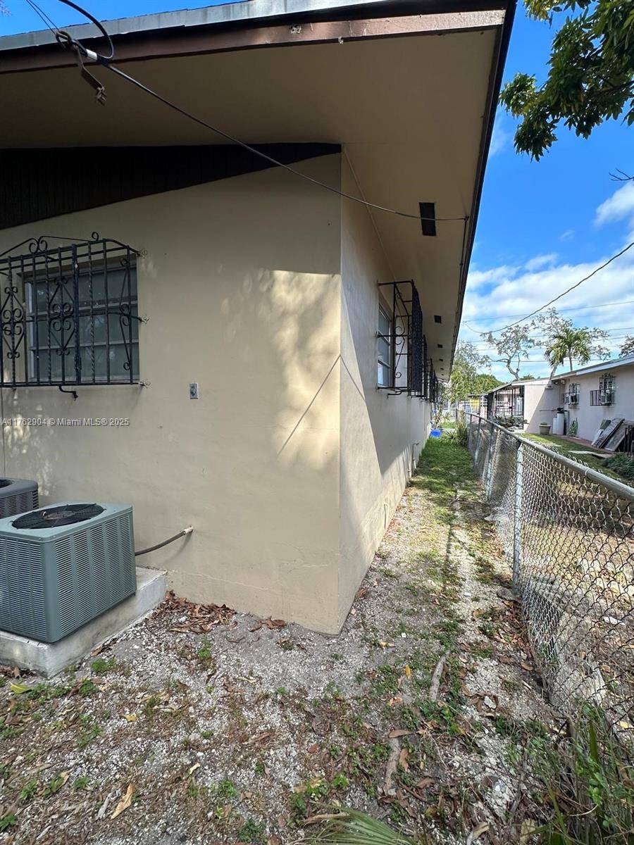 Miami, FL 33127,420 NW 32nd St