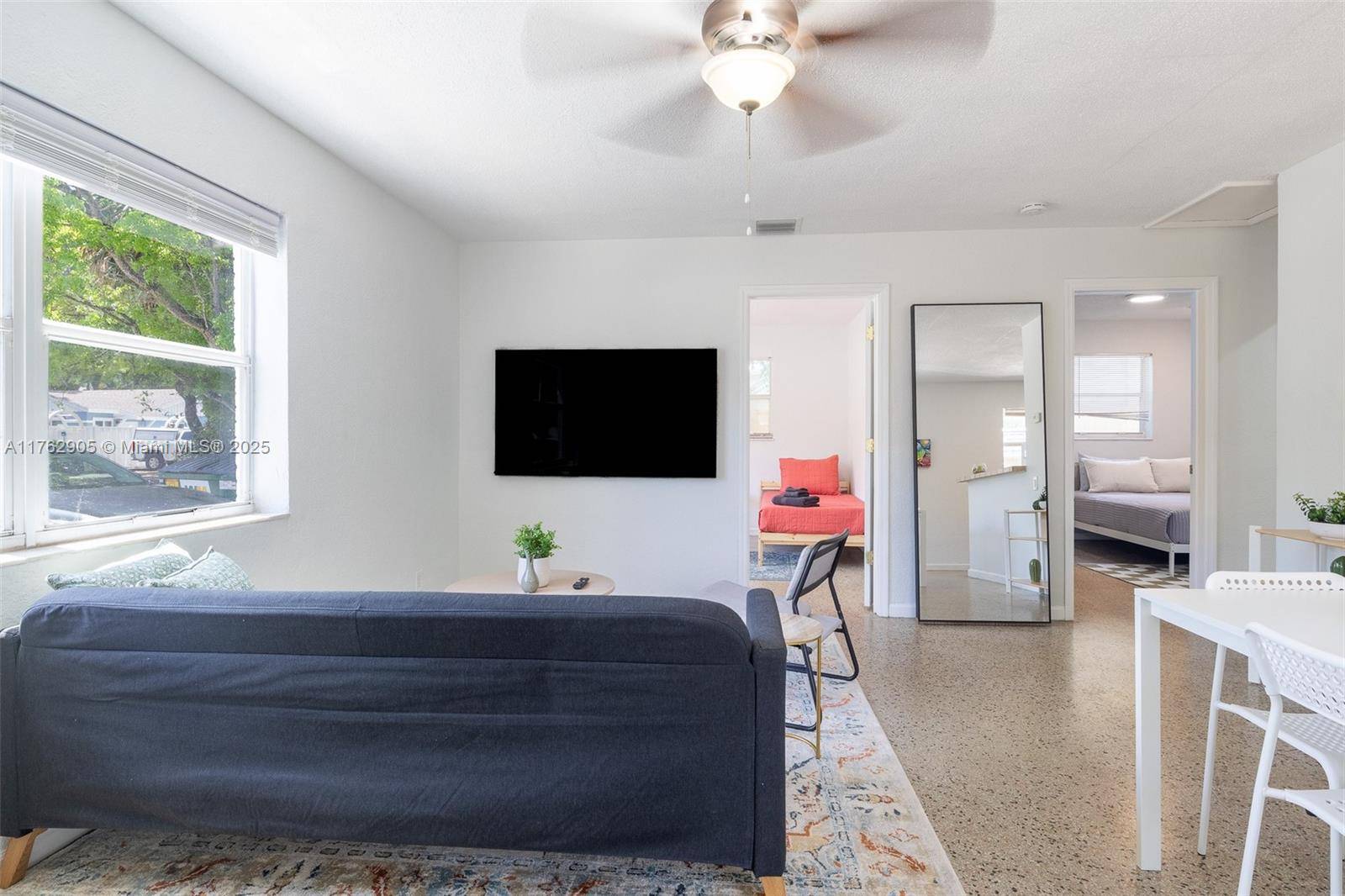 Fort Lauderdale, FL 33312,605 SW 14th Ter #1